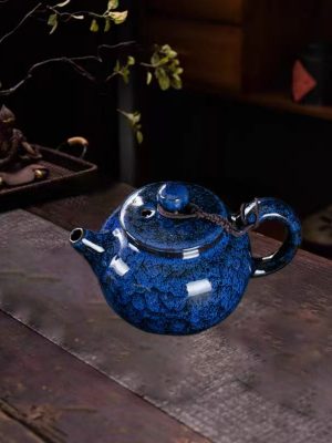 茶壶 blue-glazed teapot